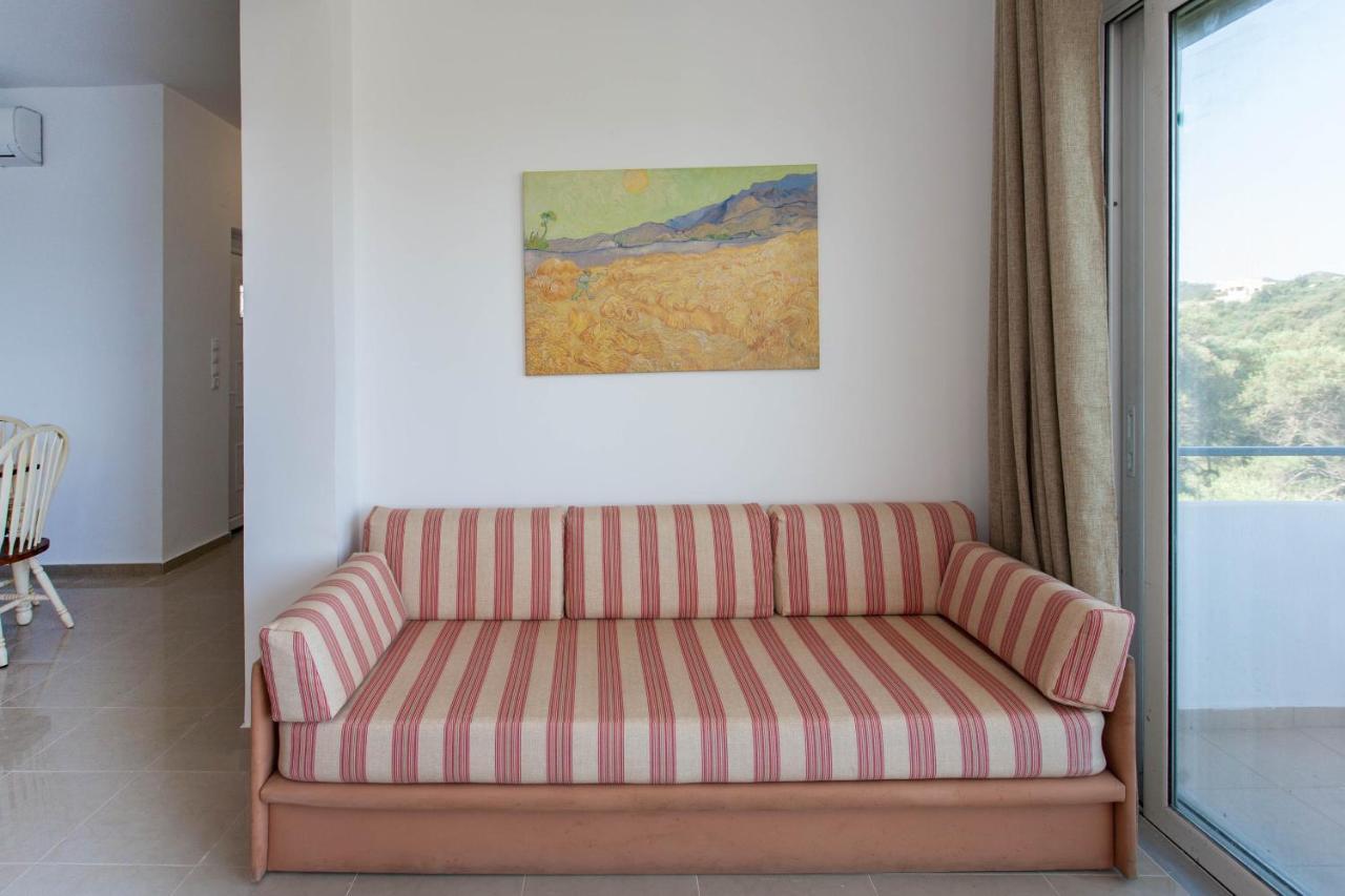 Apartment Hillside Seaview