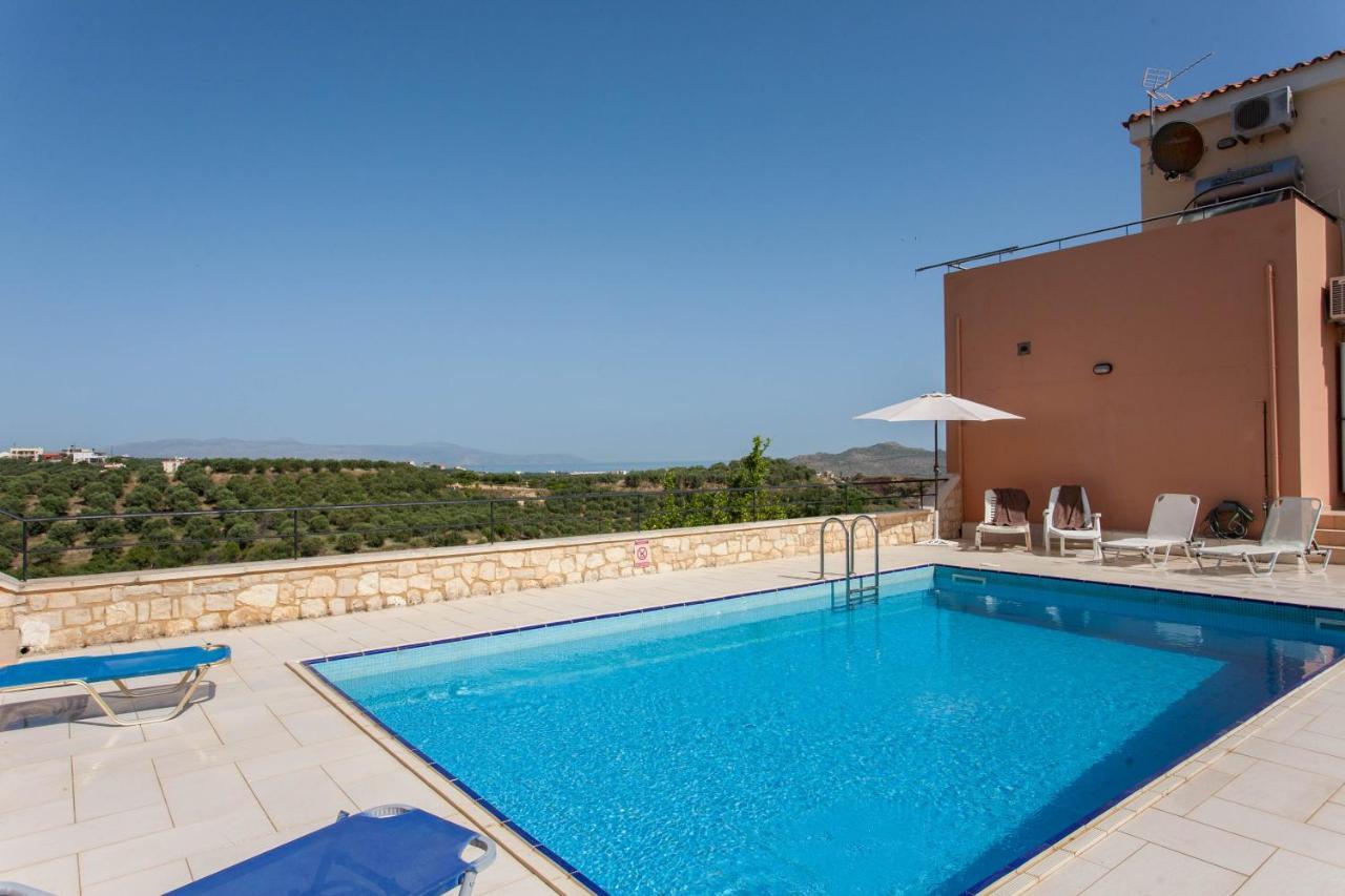 Apartment Hillside Seaview